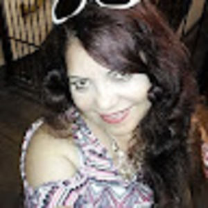 Meet your Posher, Mireya